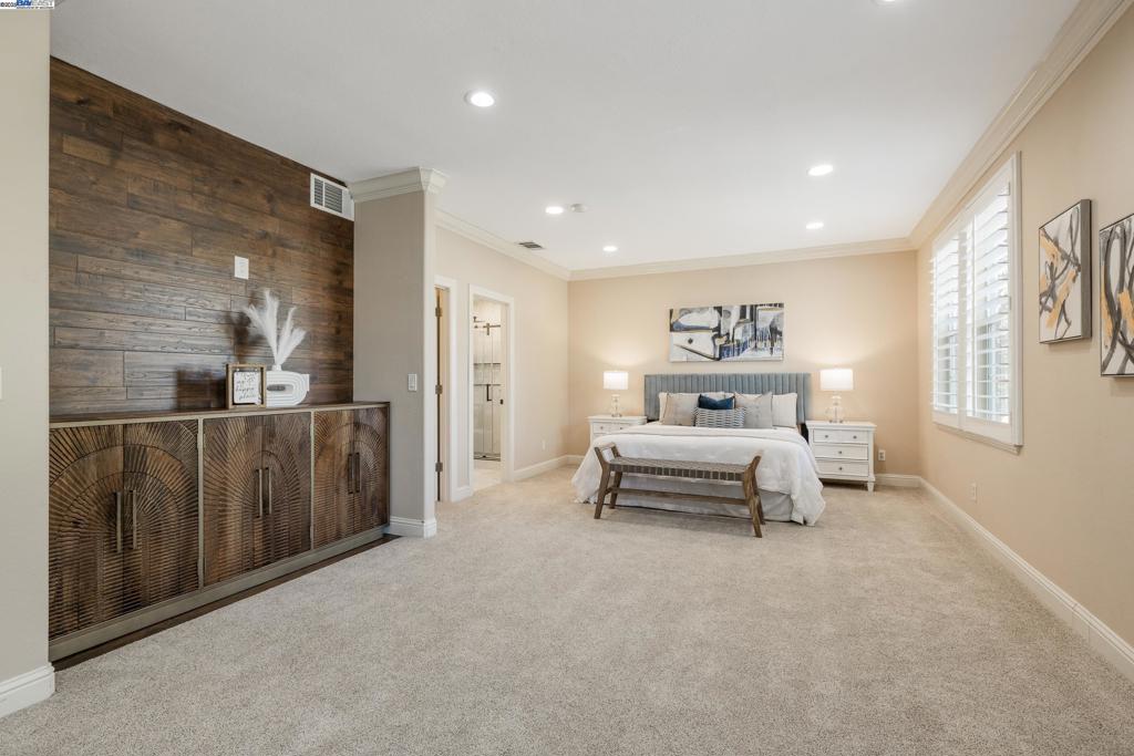 EVERGREEN - Residential