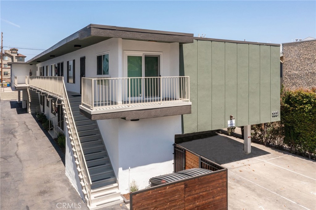 3337 S Durango Avenue