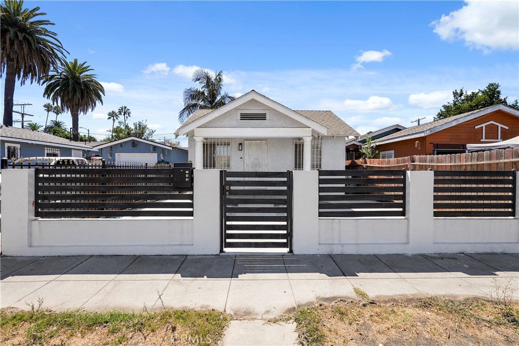 1506 W 59th ST, Los Angeles CA 90047