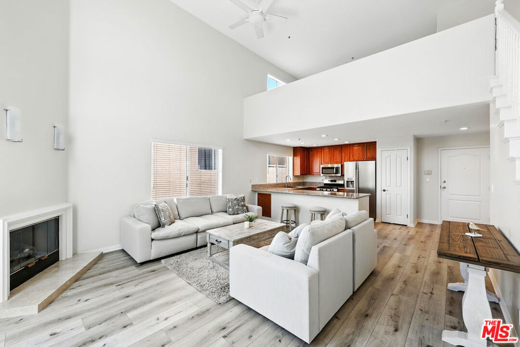 1211 S Shenandoah Street 304