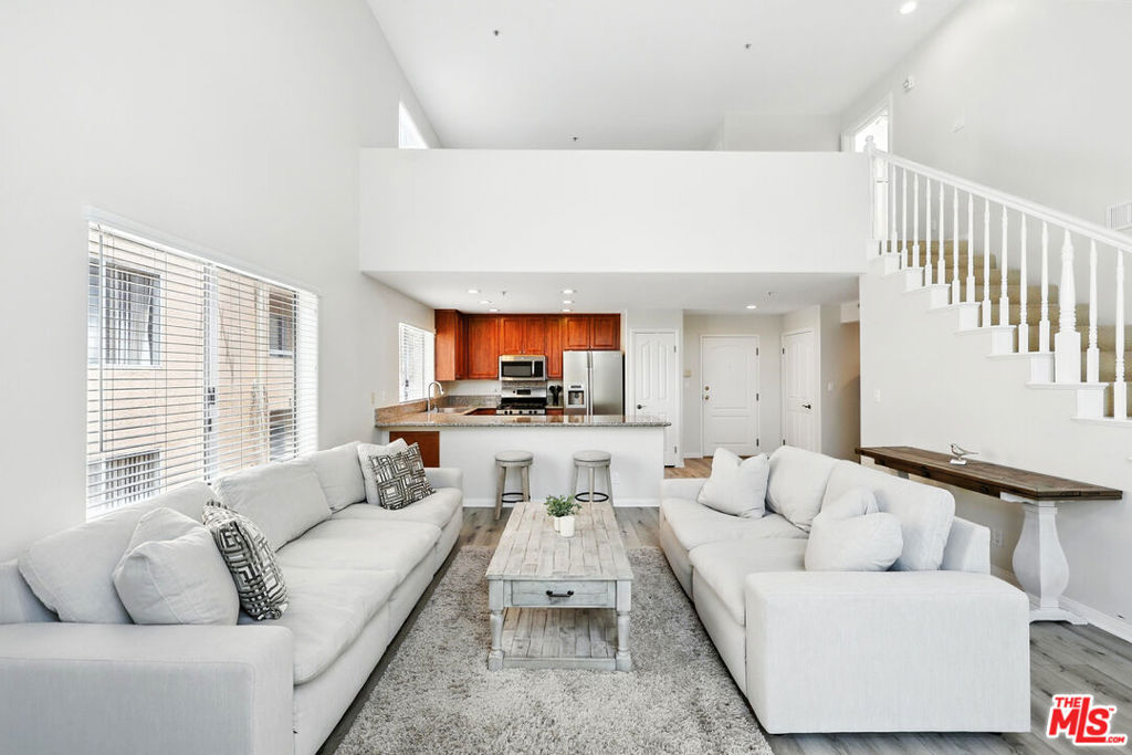 1211 S Shenandoah Street 304