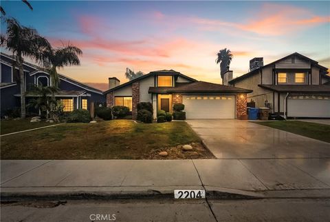 Photo of 2204 Kelso Peak Ave, Bakersfield, CA 93304 (MLS # NS26022582)