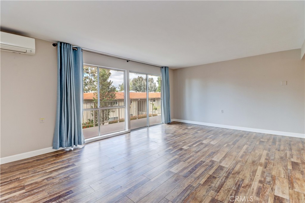 661 Avenida Sevilla B