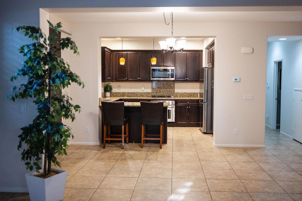 1808 Cyan Lane