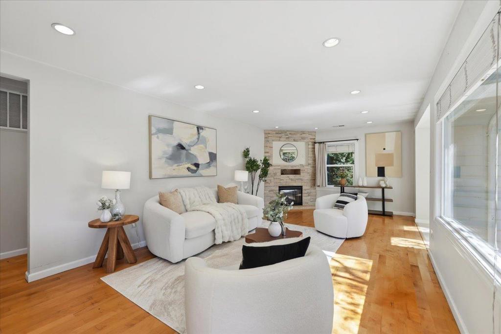 4258 Jefferson