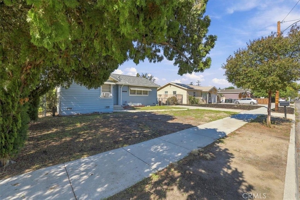 425 S Carmalita