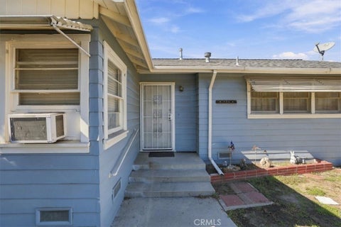 Tiny photo for 425 S Carmalita ST, Hemet, CA 92543 (MLS # IV26232446)