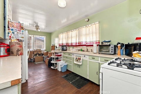 Tiny photo for 425 S Carmalita ST, Hemet, CA 92543 (MLS # IV26232446)