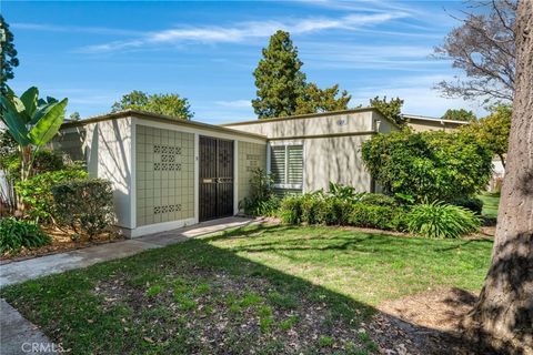 27 Avenida Castilla D Laguna Woods CA 92637