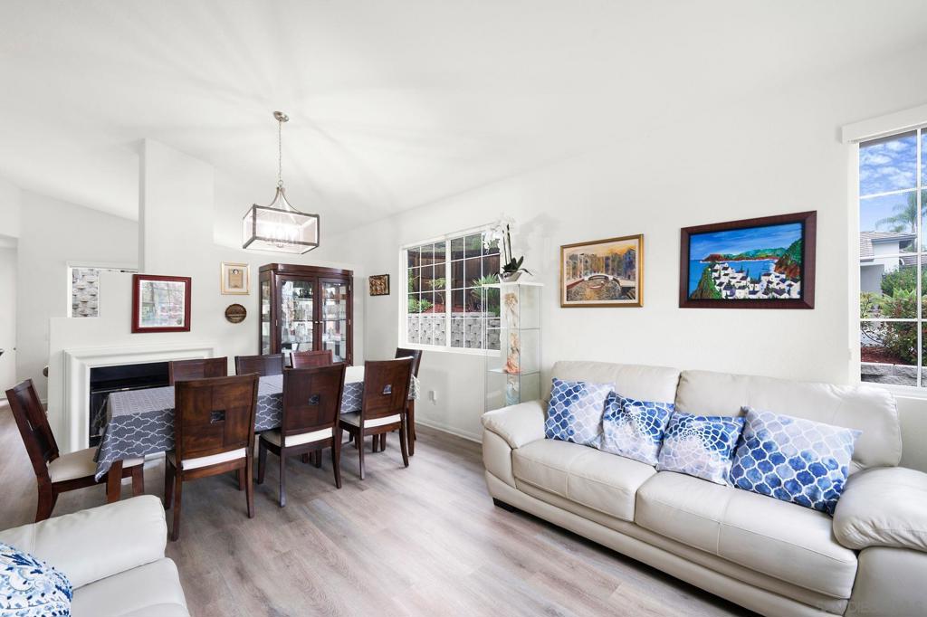 1425 Knoll Park Gln