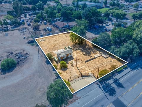 24409 Jefferson Avenue Murrieta CA 92562