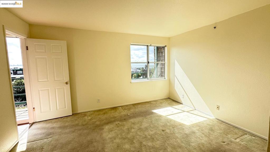 BRICKYARD LANDNG - Residential