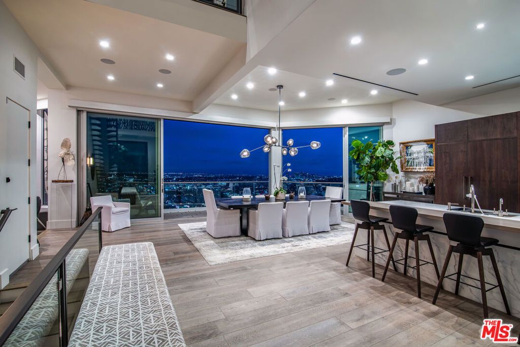 Photo of 8572 Hillside Avenue, Los Angeles, CA 90069 (MLS # 25613831)