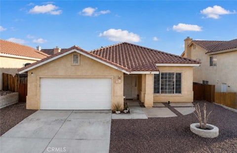 Photo of 17557 Caprice Way, Victorville, CA 92395 (MLS # CV26140341)