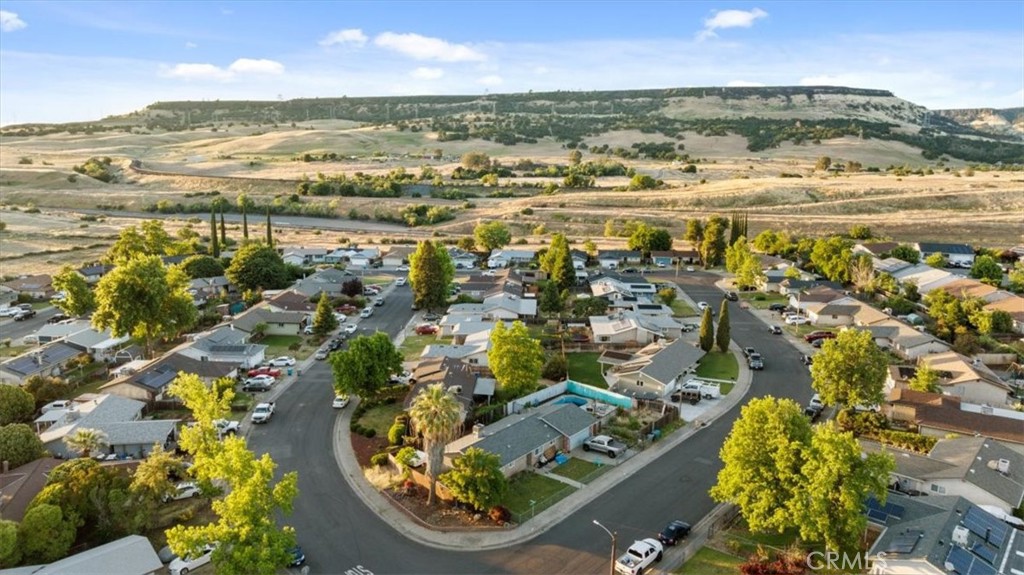 60 Flying Cloud Drive