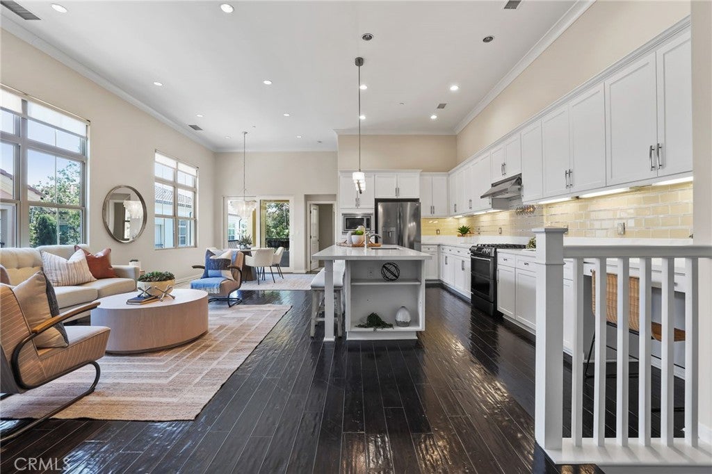 47 Mayfair, Irvine CA 92620 - Photo 8