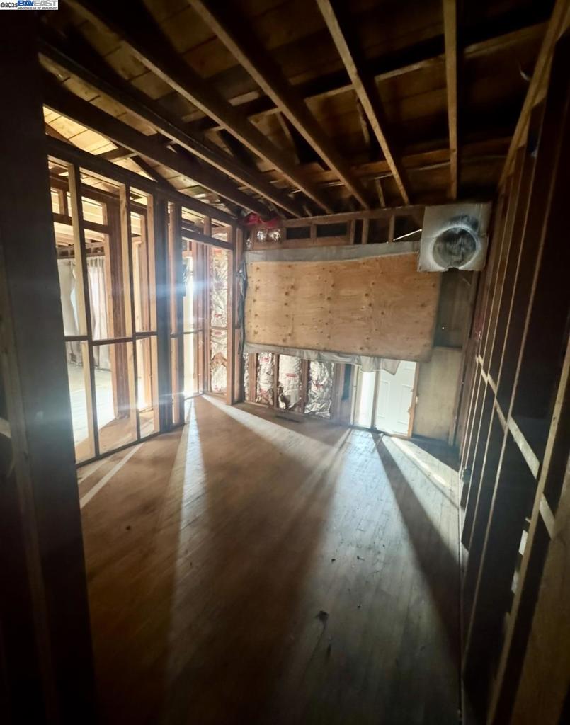 TARA HILLS - Residential