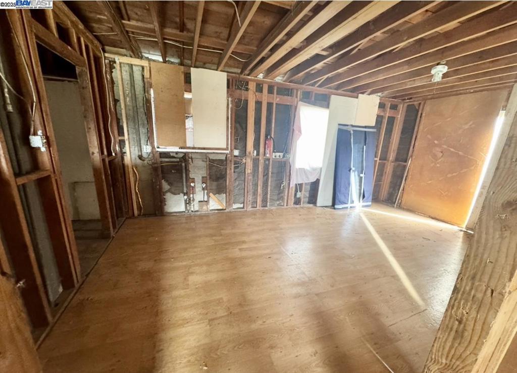 TARA HILLS - Residential