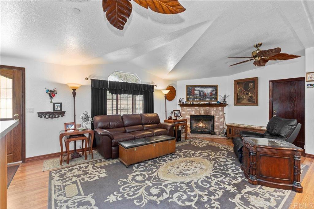 2285 Tierra Heights Rd