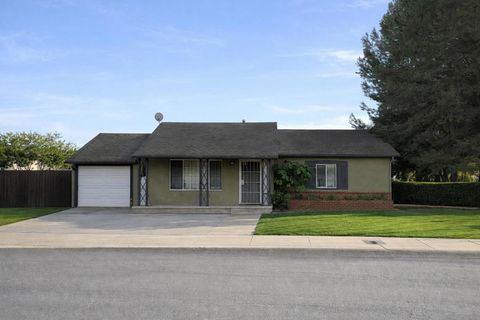 440 W 7th Street Gilroy CA 95020