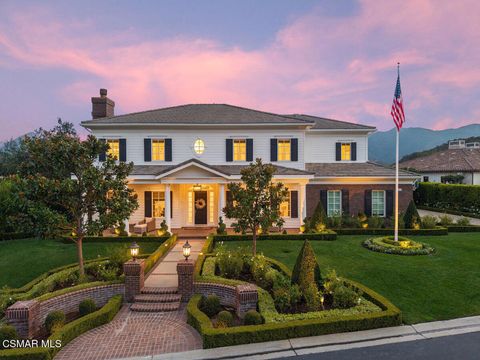 Photo of 112 Hampstead Court, Westlake Village, CA 91361 (MLS # 225005677)