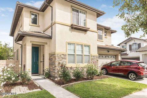 Photo of 1462 Windmill Way, Simi Valley, CA 93065 (MLS # 226001539)