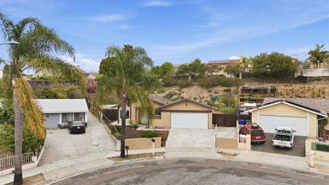Photo of 795 Via Callado, Oceanside, CA 92057 (MLS # 260021065SD)