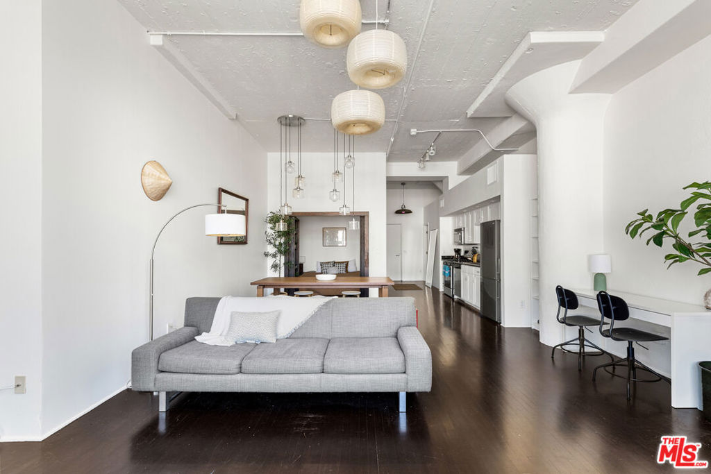 420 S San Pedro Street 410