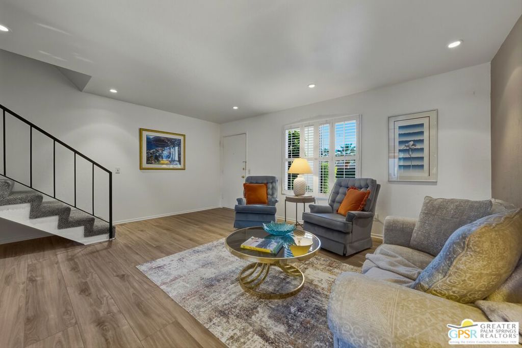 Hermosa Villas - Residential