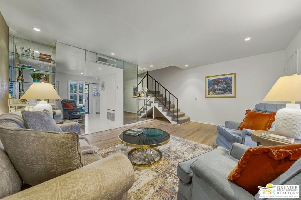 Hermosa Villas - Residential