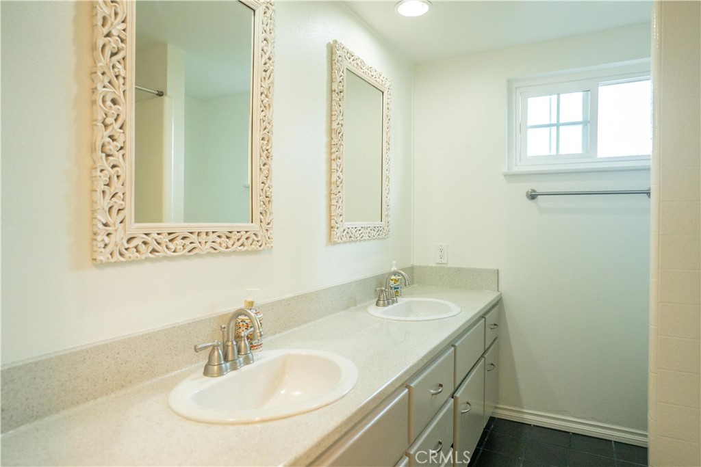 State Streets III (MST3) - Residential Lease