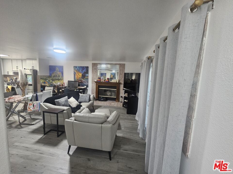 4922 W 104th Street