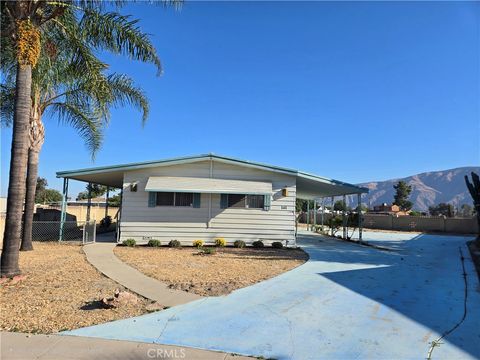 Photo of 141 N Palomar AVE, San Jacinto, CA 92582 (MLS # AR26100510)