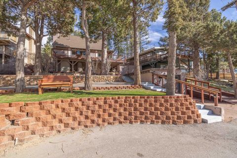 Photo of 42948 Moonridge Road, Big Bear, CA 92315 (MLS # 219143015PS)