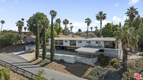 Photo of 4561 Main Street, Riverside, CA 92501 (MLS # 26829247)