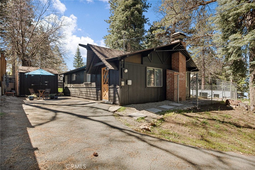 Listing image 1