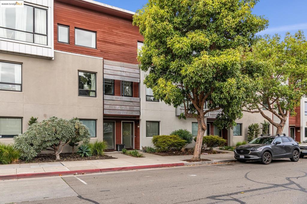 ZEPHYR GATE - Residential