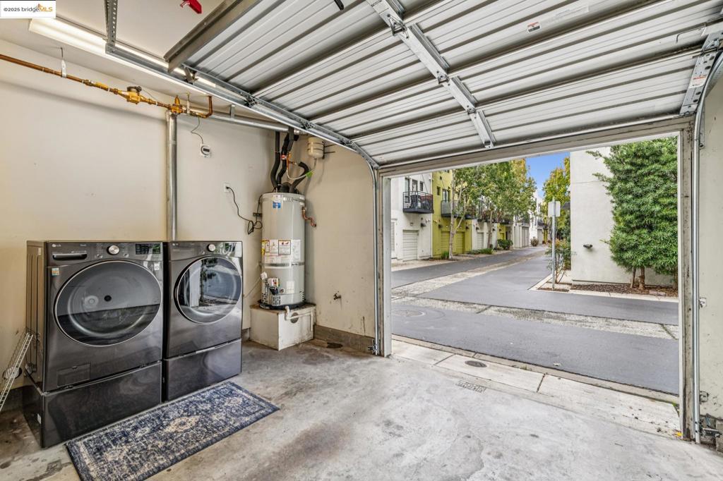 ZEPHYR GATE - Residential