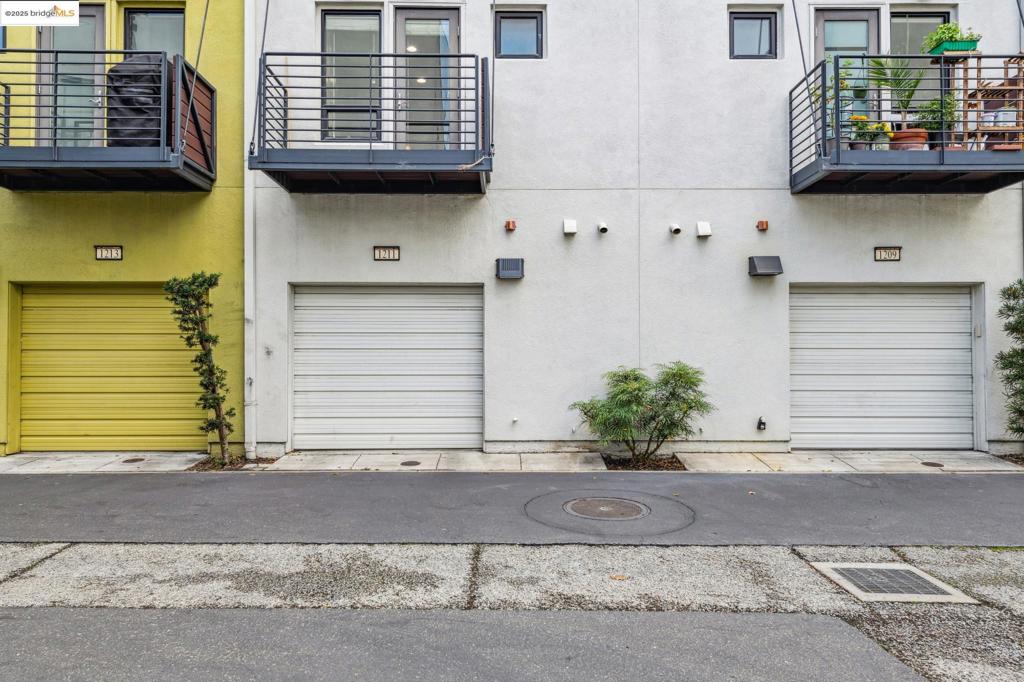 ZEPHYR GATE - Residential