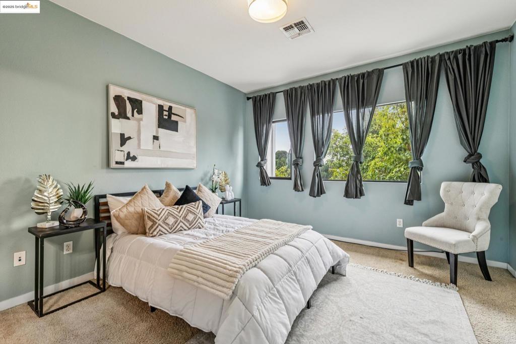 ZEPHYR GATE - Residential