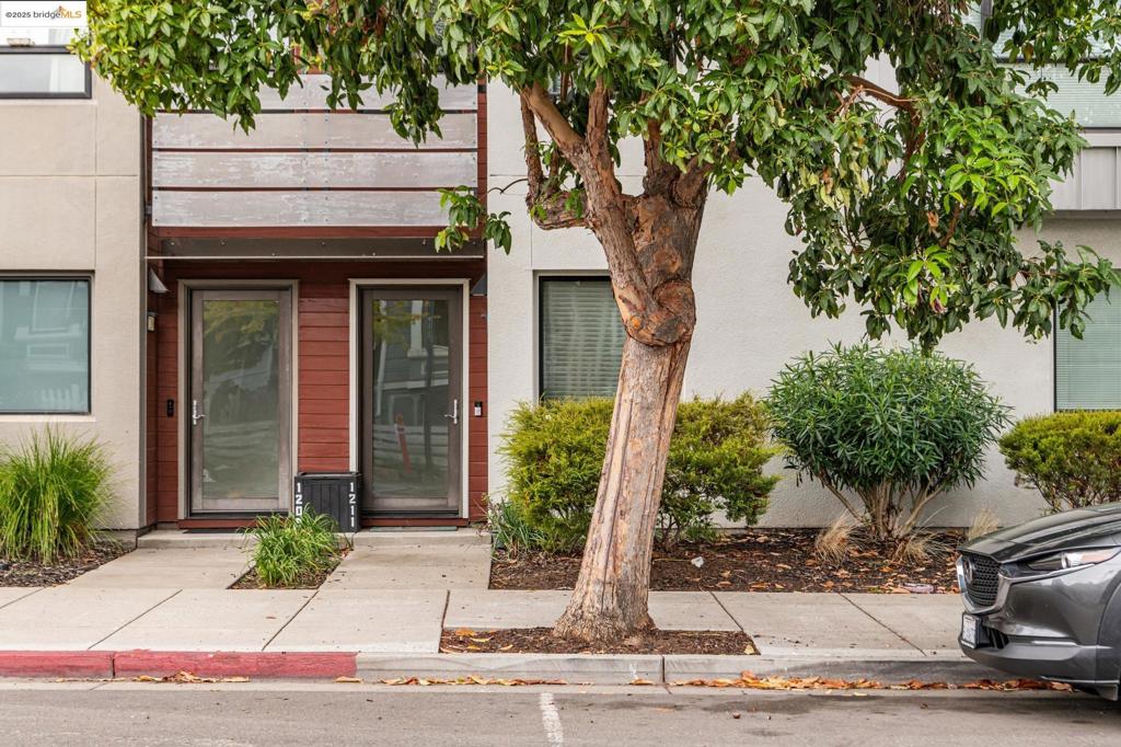 ZEPHYR GATE - Residential