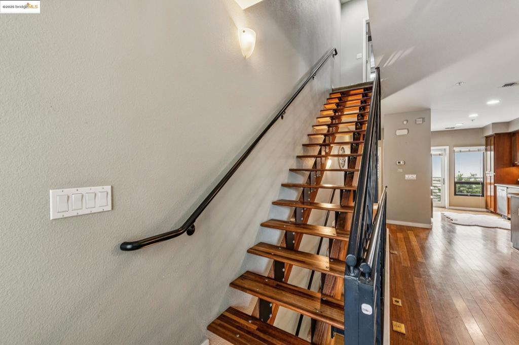 ZEPHYR GATE - Residential