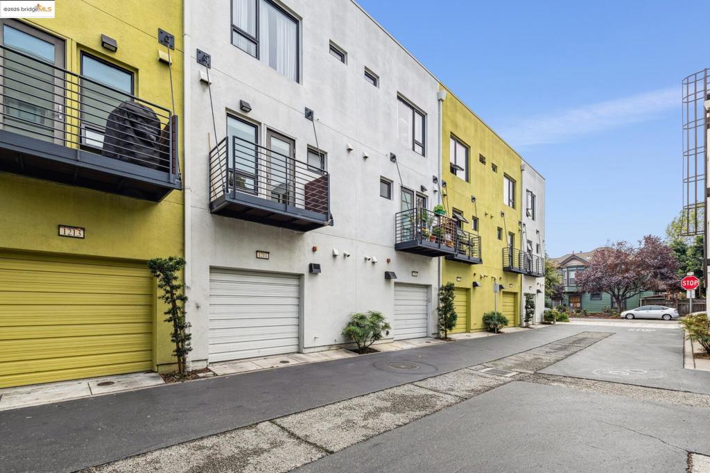 ZEPHYR GATE - Residential