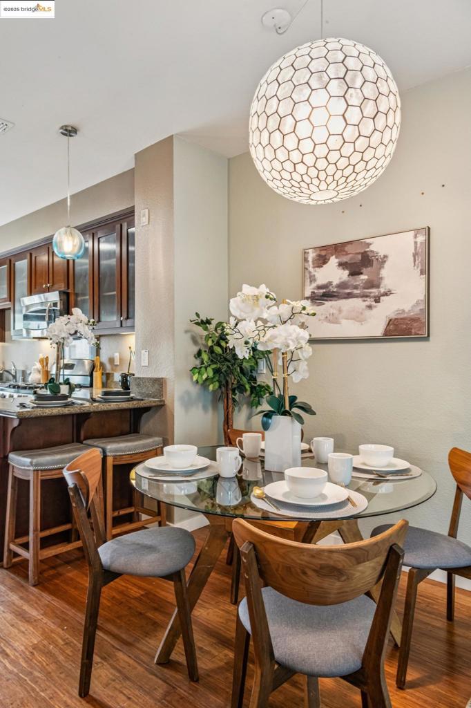 ZEPHYR GATE - Residential