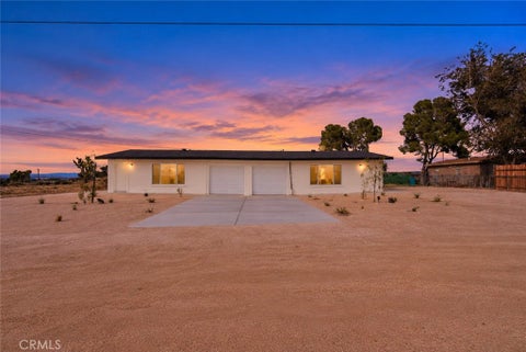 Photo of 13841 E Avenue G8, Lancaster, CA 93535 (MLS # SR26224095)