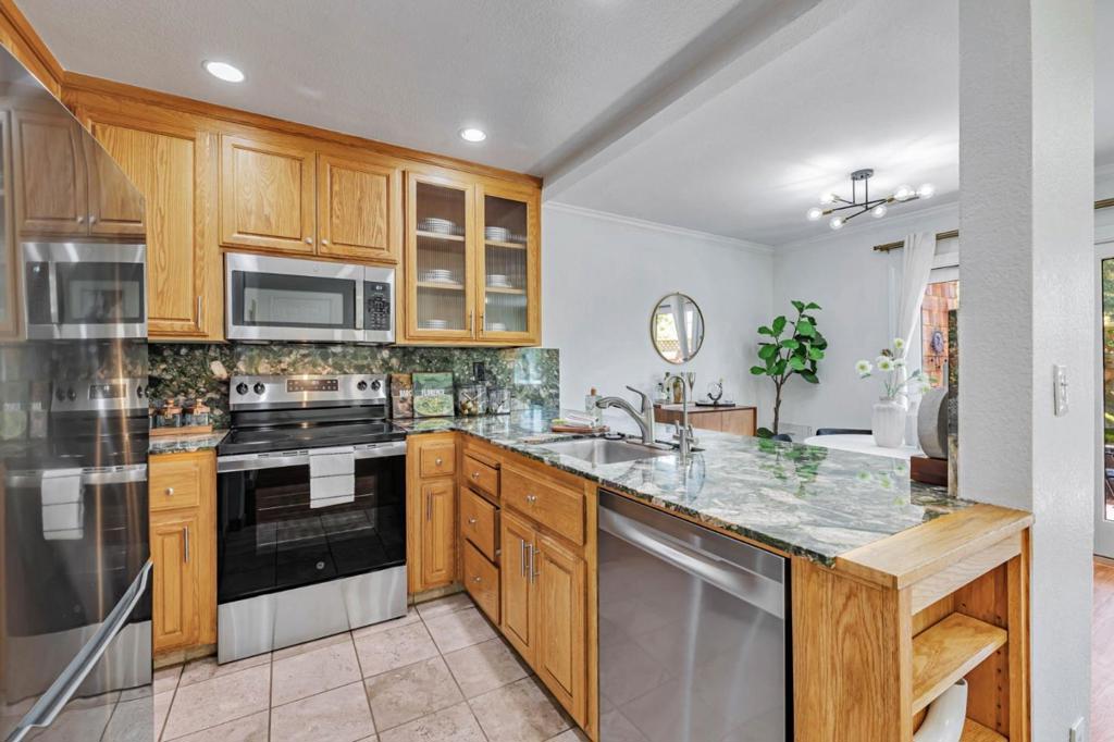 2907 La Terrace Circle