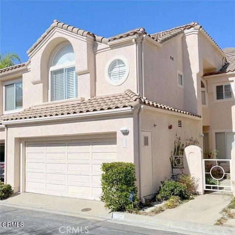 Photo of 1921 Caminito De La Valle, Glendale, CA 91208 (MLS # P1-29196)