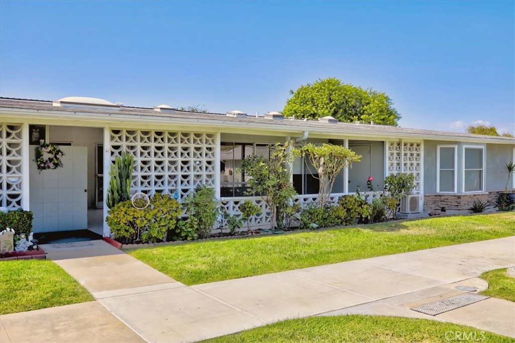 1641 Monterey Road 18H