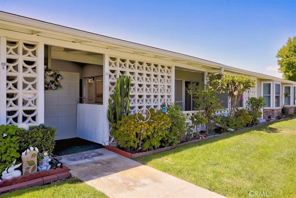 1641 Monterey Road 18H