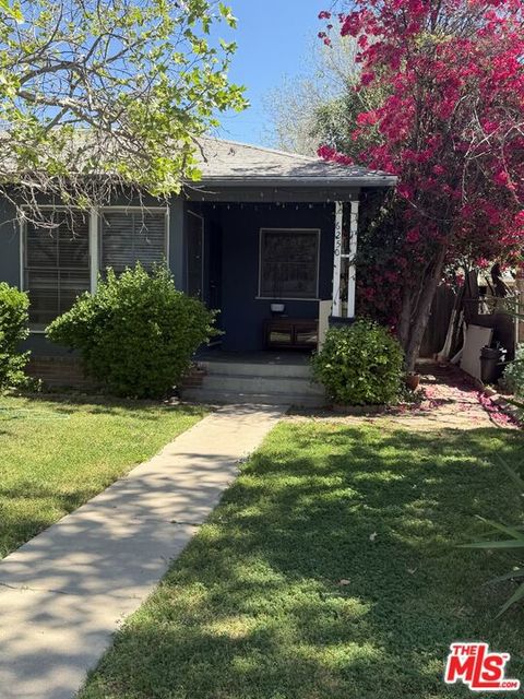 Photo of 6250 Halbrent Avenue, Van Nuys, CA 91411 (MLS # 26670621)